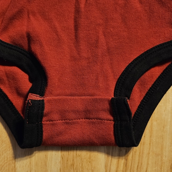 JORDAN Infant Onsie & Pant Set, Size 6-9M - Picture 4 of 5